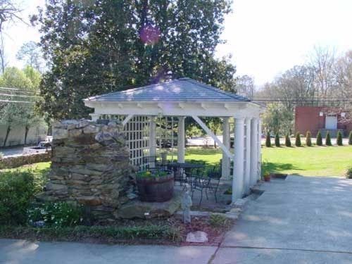 Fuquay Mineral Spring Inn & Garden Exterior photo